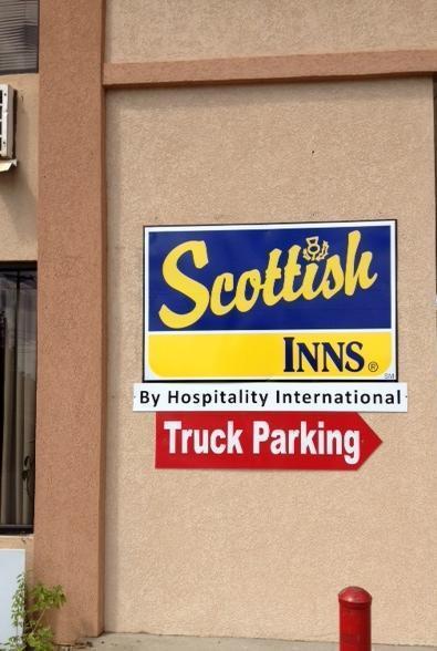 Scottish Inn - 티프톤 외부 사진